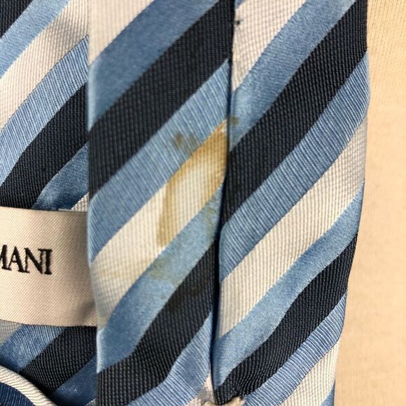 Girogio Armani Dark & Light Blue Striped Tie - Picture 7 of 7